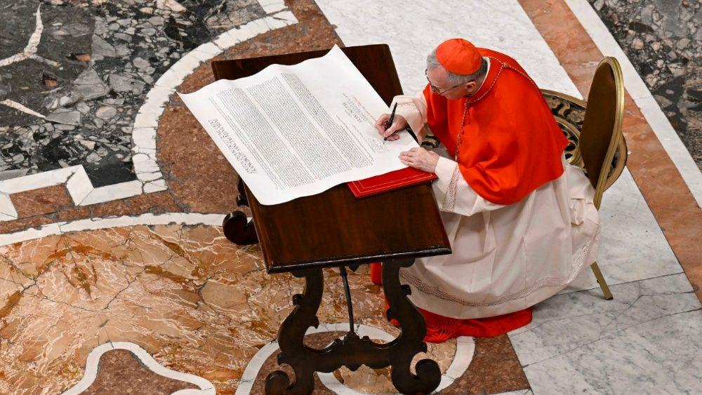 A Mensagem do Além: A Carta Psicografada do Papa Francisco que Tocou o Mundo