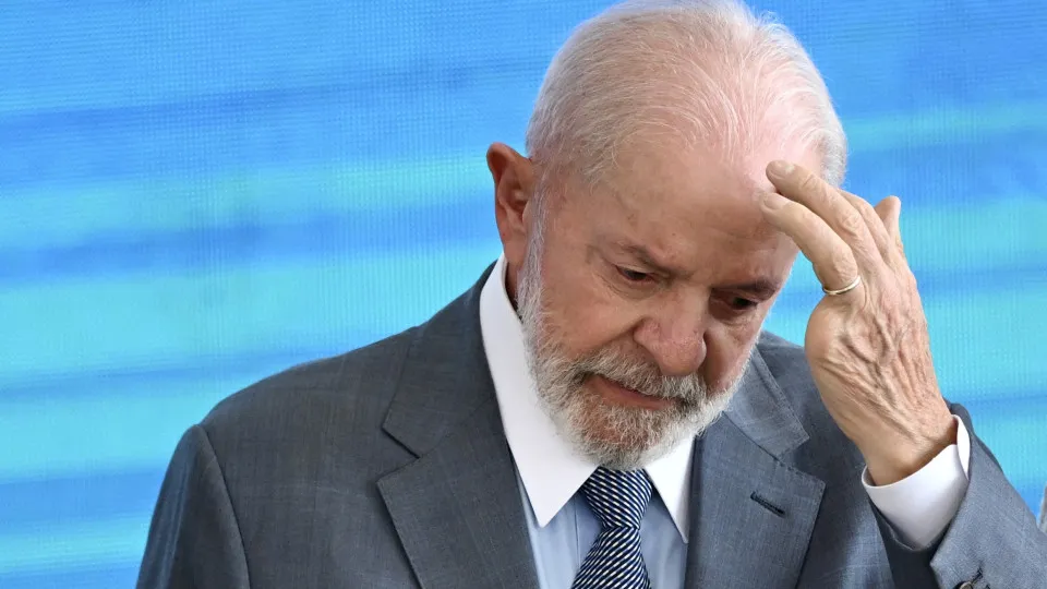 Lula Passa por Exames no Hospital Sírio Libanês Após Mal-Estar: Diagnóstico e Recuperação