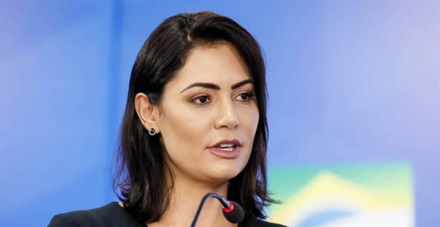 Uma publicação da ex-primeira-dama Michelle Bolsonaro (PL) nas redes sociais gerou grande repercussão e deu início a uma onda de críticas entre seus seguidores mais fiéis.