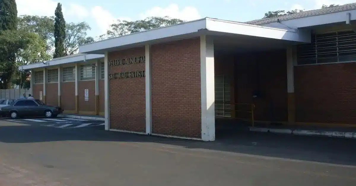 Tragédia em Rio Claro: mãe sofre mal súbito no velório do filho e emociona o país