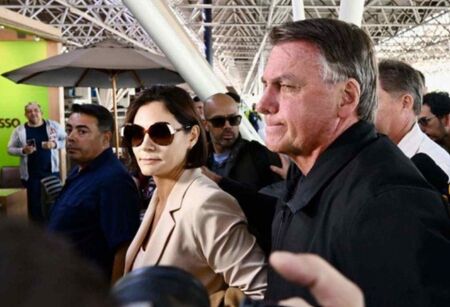 Michelle Bolsonaro compartilha mensagem de fé e resiliência após prisão domiciliar de Jair Bolsonaro