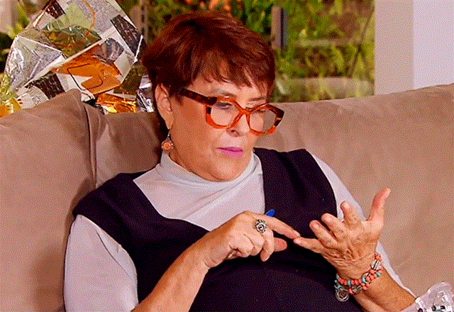 Márcia Sensitiva aponta inveja e pragas como causa de problemas na família Mendes