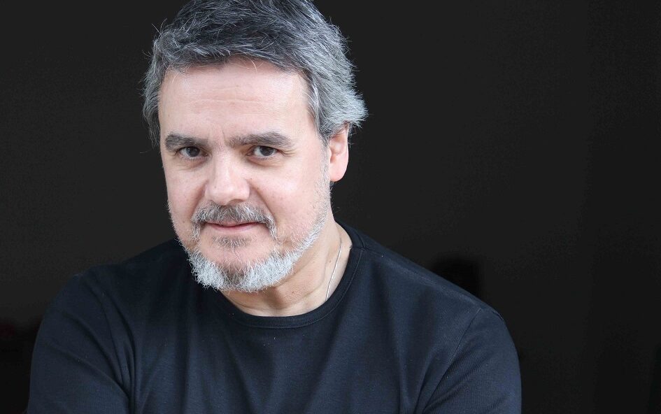 Cássio Gabus Mendes e Lídia Brondi: Um Amor que Transcende as Telas e Inspira Gerações