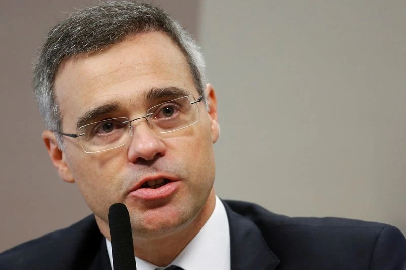 Mudança na Relatoria do Caso Master no STF Gera Reações e Expectativas