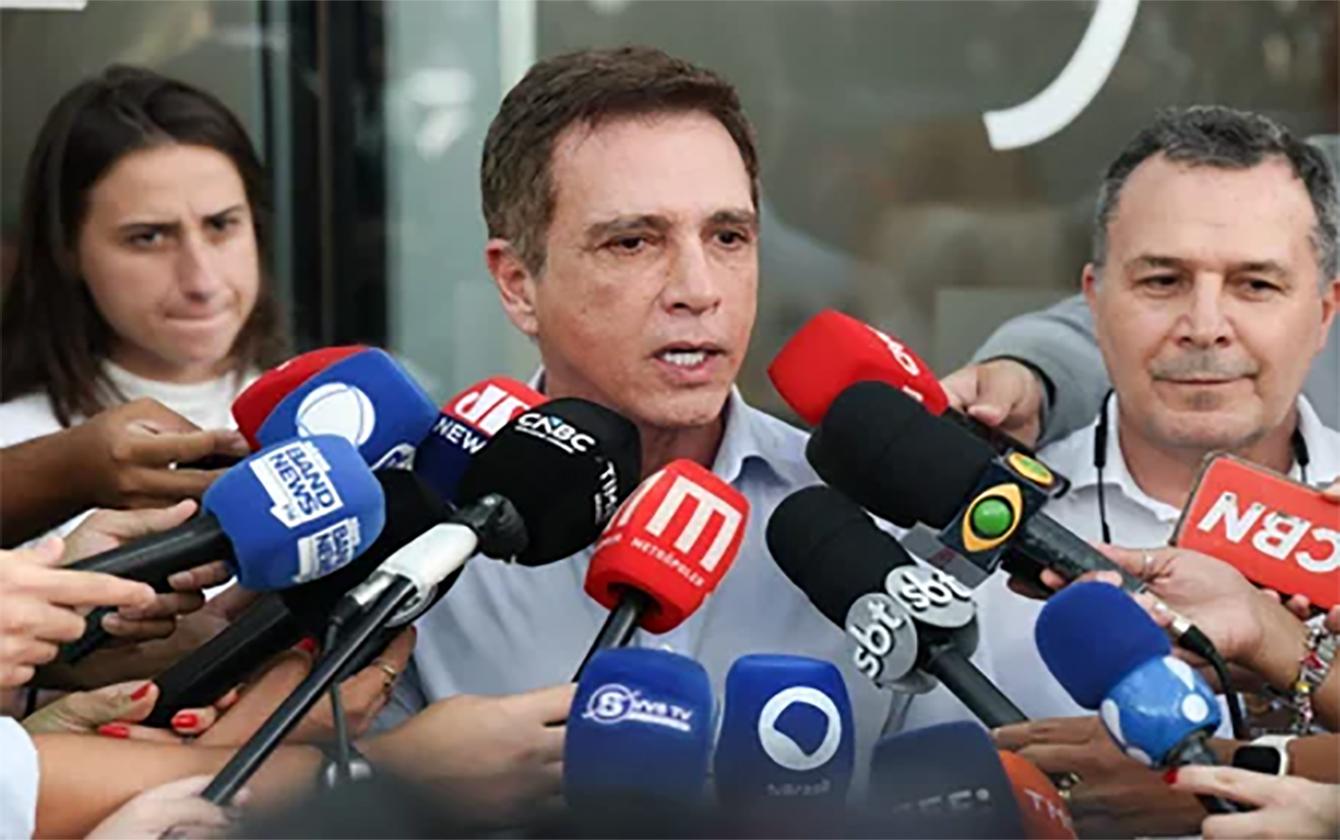 Jair Bolsonaro Apresenta Piora na Função Renal Durante Internação na UTI